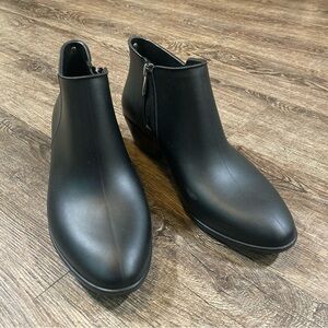 Sam Edelman Petty Rain Matte Black Short Ankle Rain Booties Women’s Size 9M